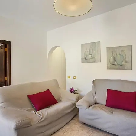 House Altos De Gldar * Juncalillo